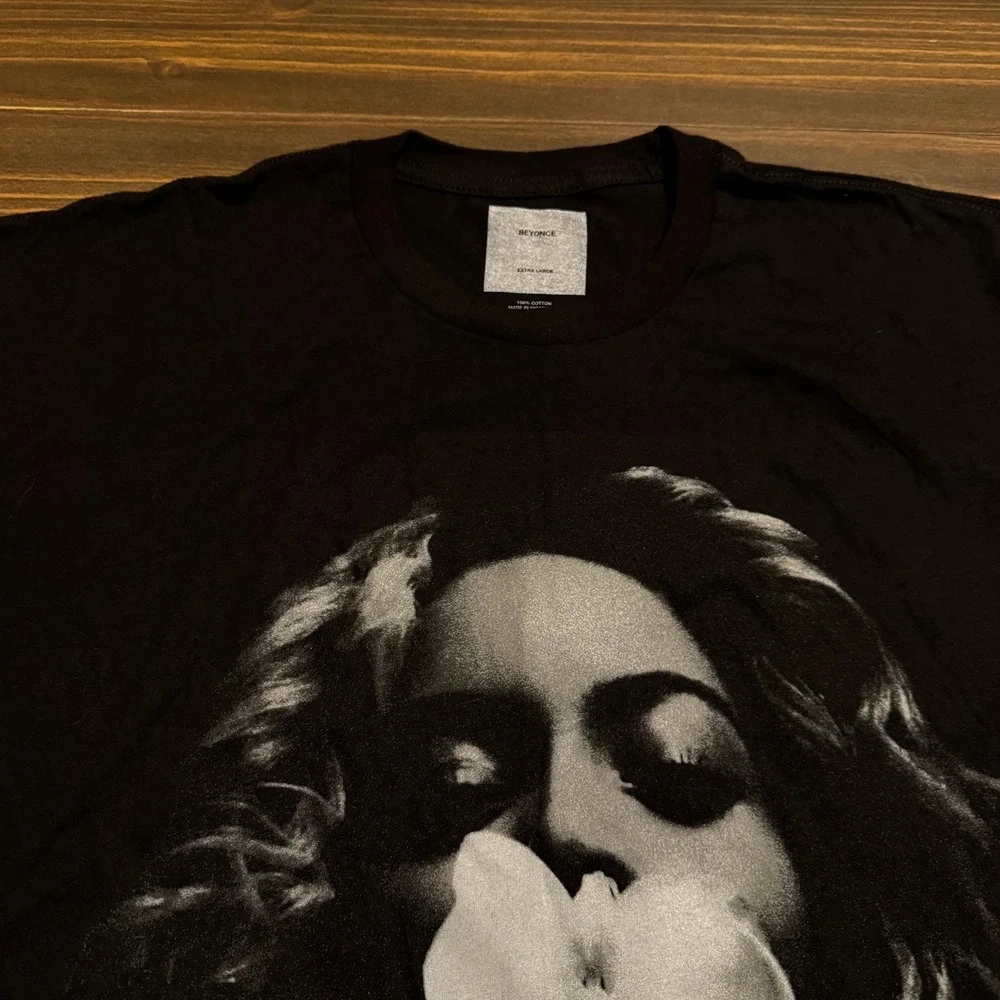 NWOT Beyonce Concert Shirt Mens XL Short Sleeve The Formation World Tour 2016